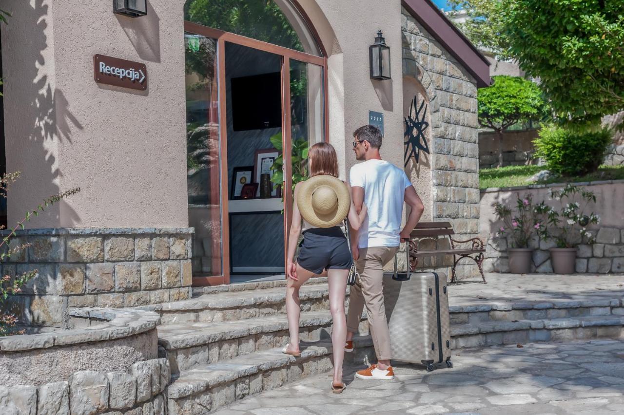 Ruza Vjetrova - Wind Rose Hotel Resort Dobra Voda Eksteriør bilde